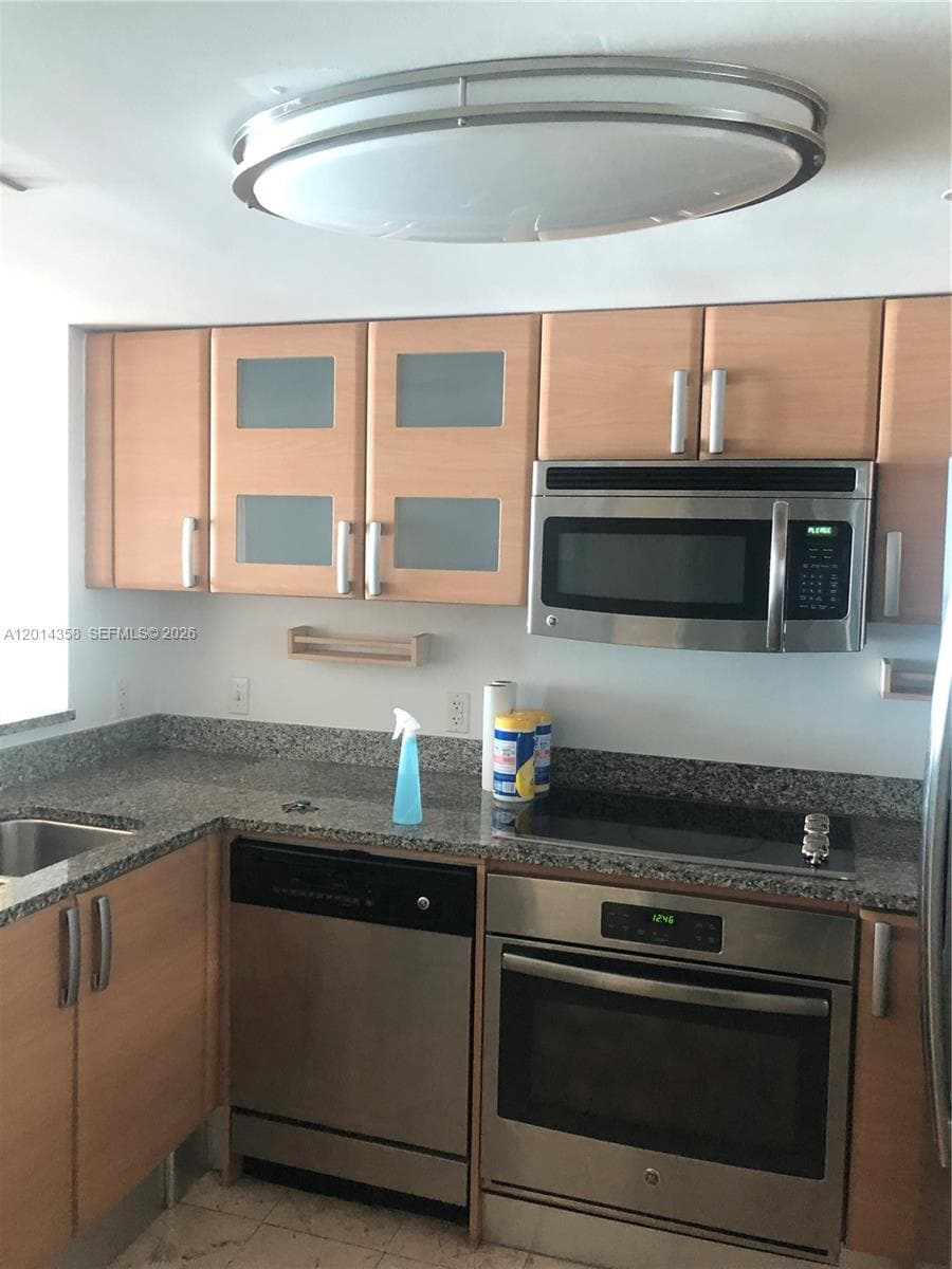 2101 Brickell Ave # 1808, Miami FL 33129 — 13