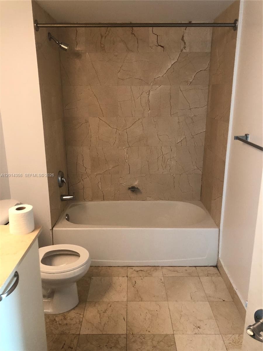 2101 Brickell Ave # 1808, Miami FL 33129 — 17
