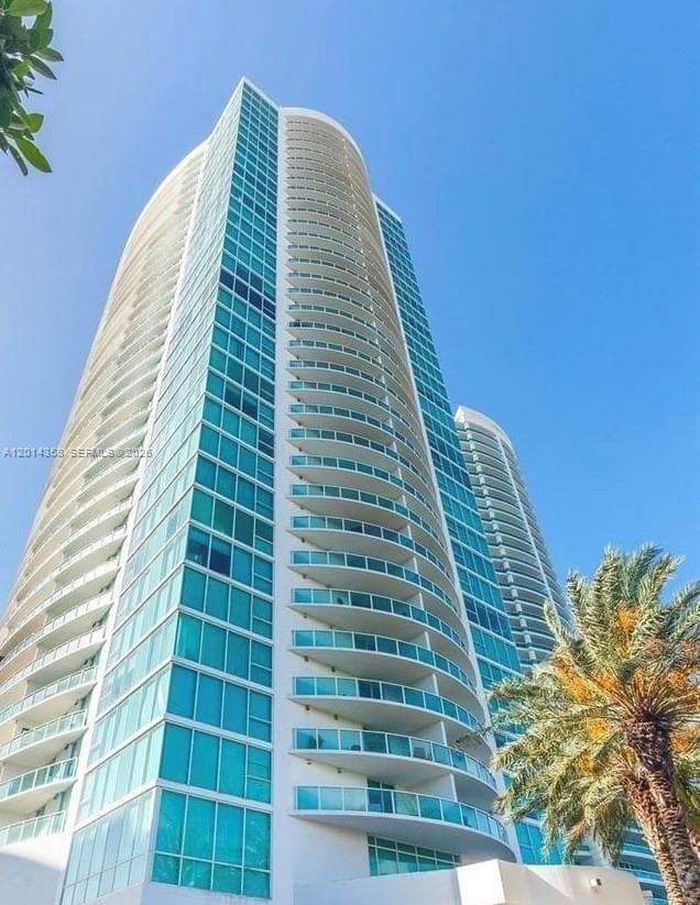 2101 Brickell Ave # 1808, Miami FL 33129 — 1