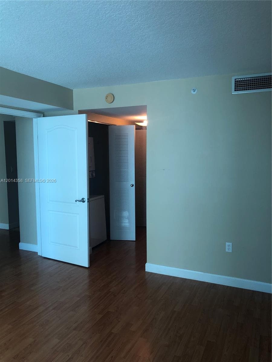 2101 Brickell Ave # 1808, Miami FL 33129 — 11