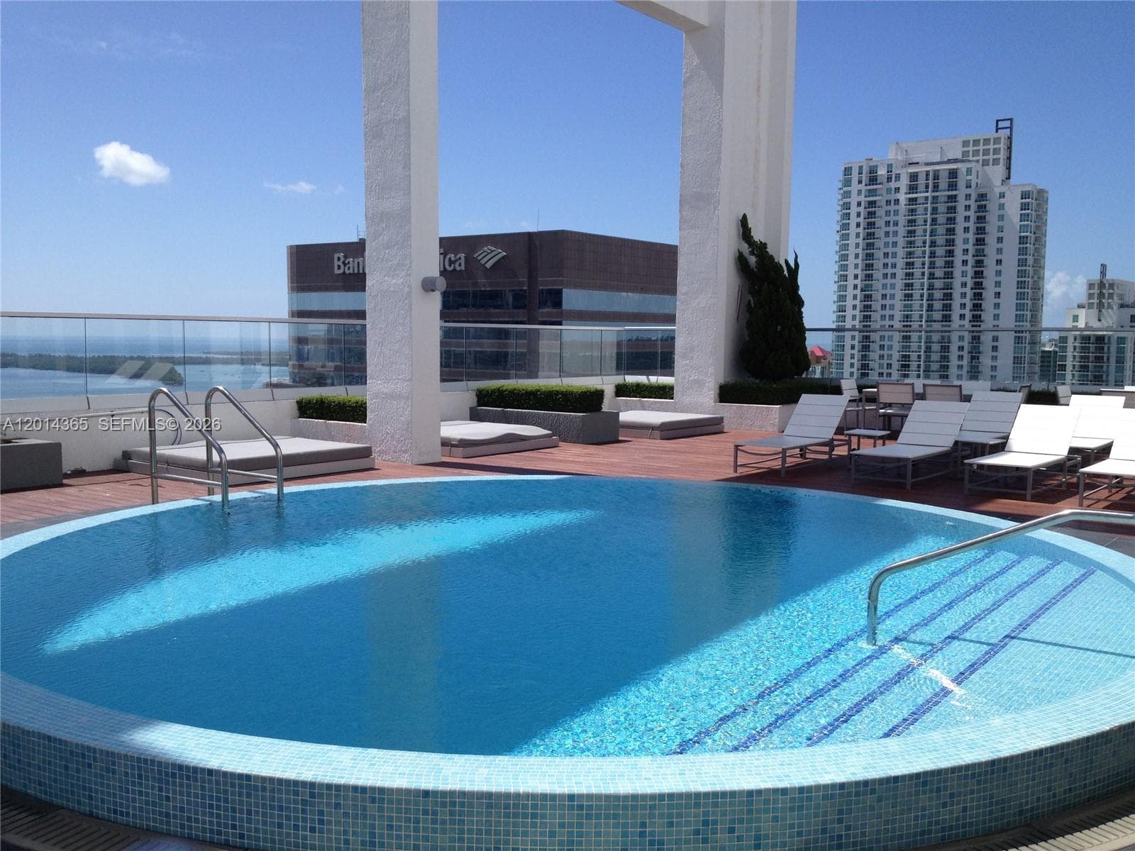 55 SE 6th St # 2106, Miami FL 33131 — 6