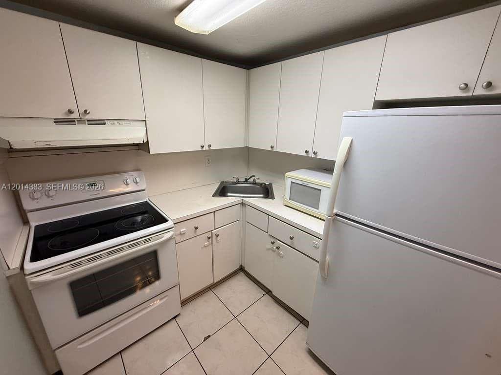 606 W 81st St # 316, Hialeah FL 33014 — 12