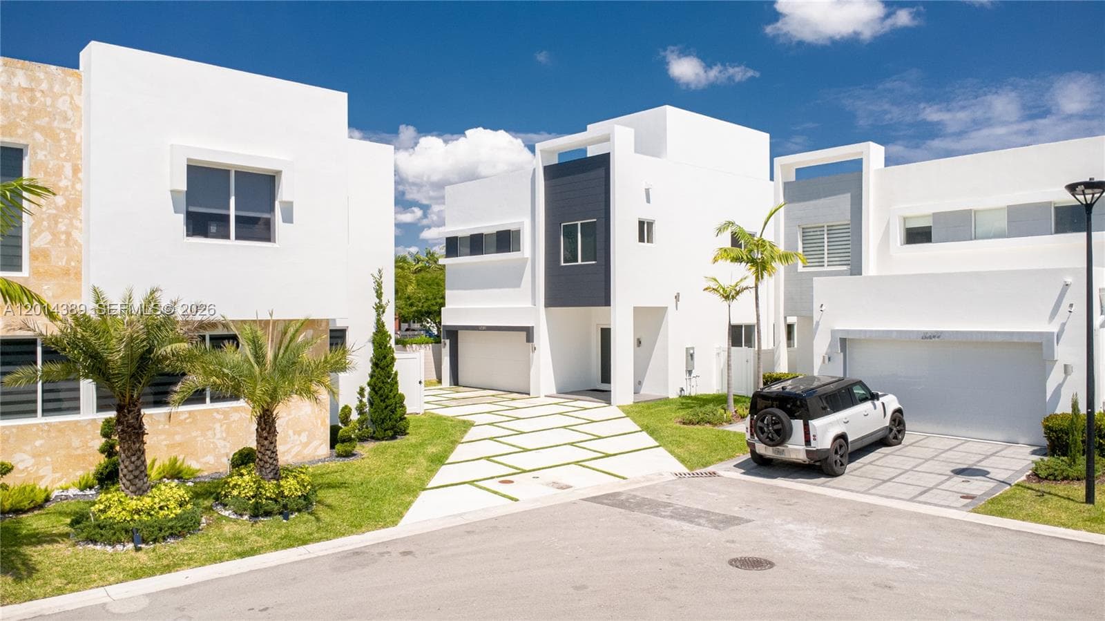 10381 NW 67th Ter, Doral FL 33178 — 2