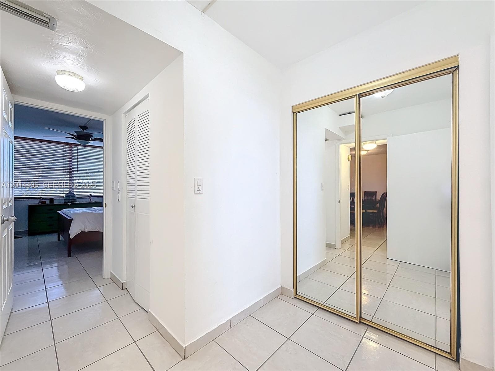 1401 NE Miami Gardens Dr # 286, Miami FL 33179 — 22