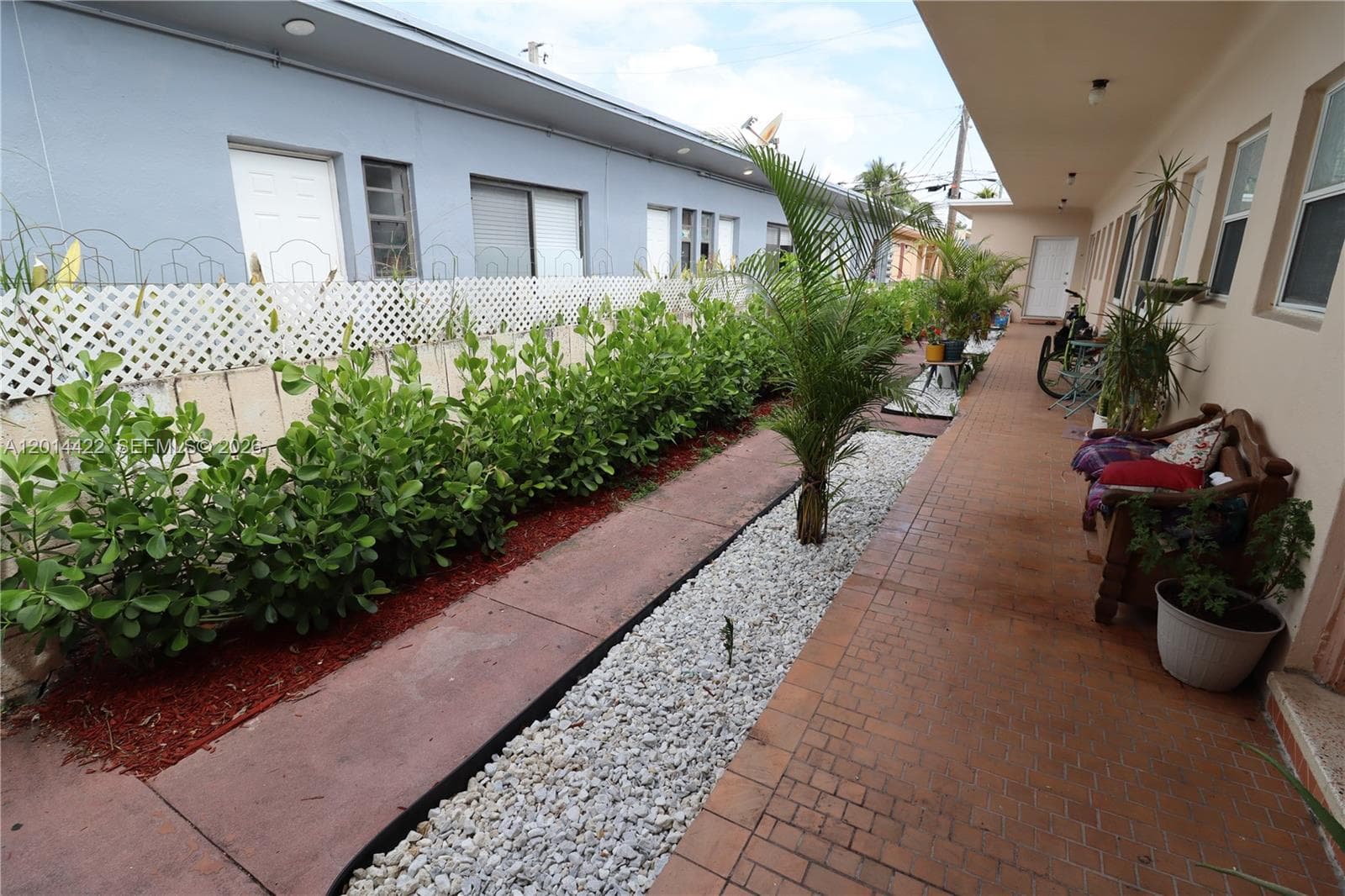 835 83rd St, Miami Beach FL 33141 — 28