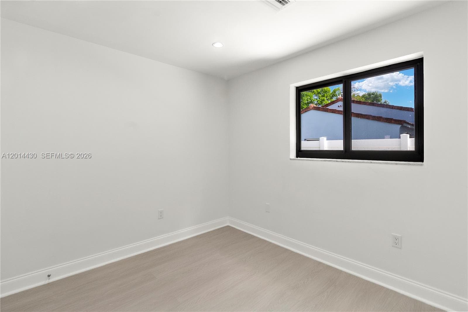 10 NW 100th St, Miami Shores FL 33150 — 16