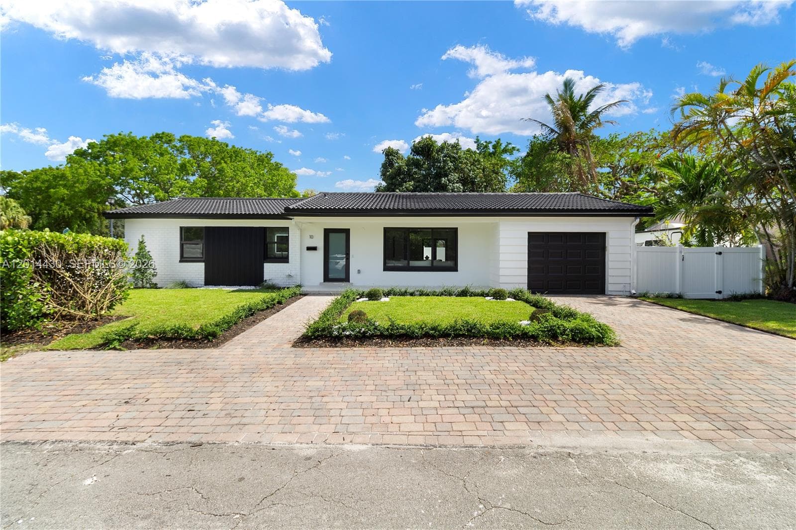 10 NW 100th St, Miami Shores FL 33150 — 1
