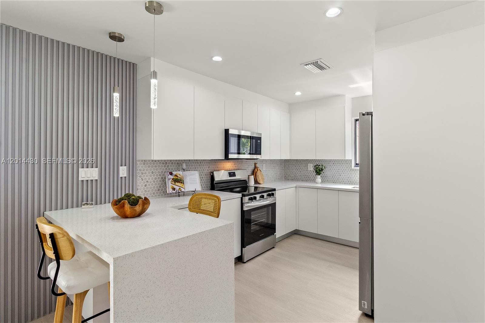 10 NW 100th St, Miami Shores FL 33150 — 20