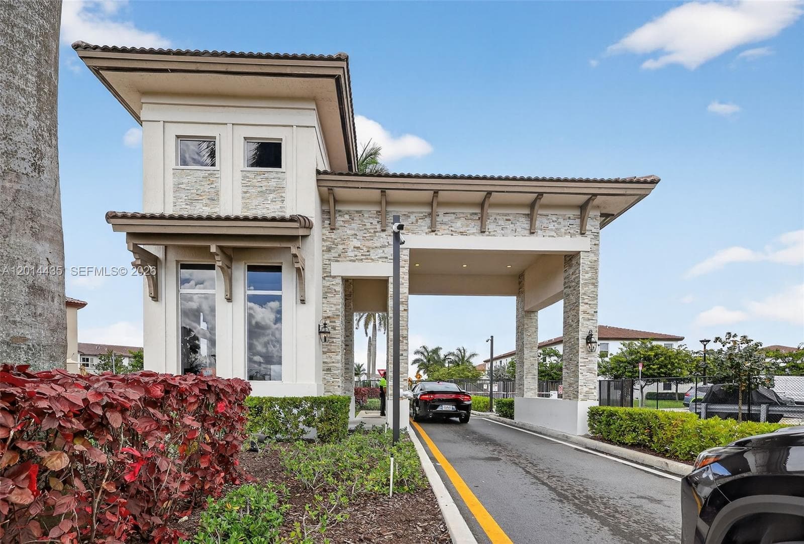 12808 NW 22nd Pl, Miami FL 33167 — 35