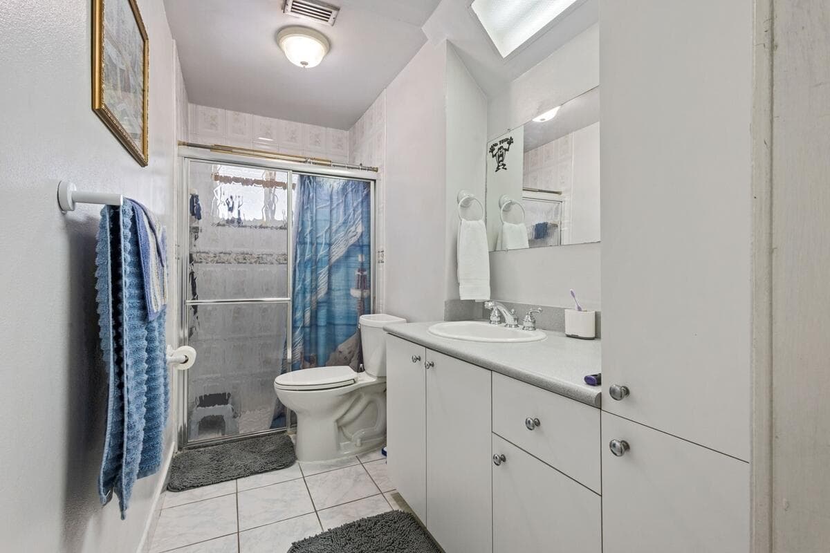 101 NE 195th Street, Miami FL 33179 — 13