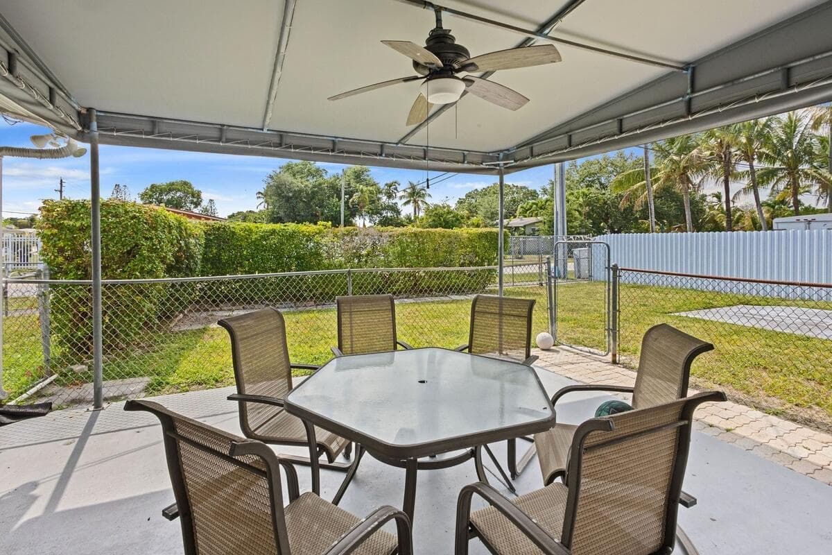 101 NE 195th Street, Miami FL 33179 — 3