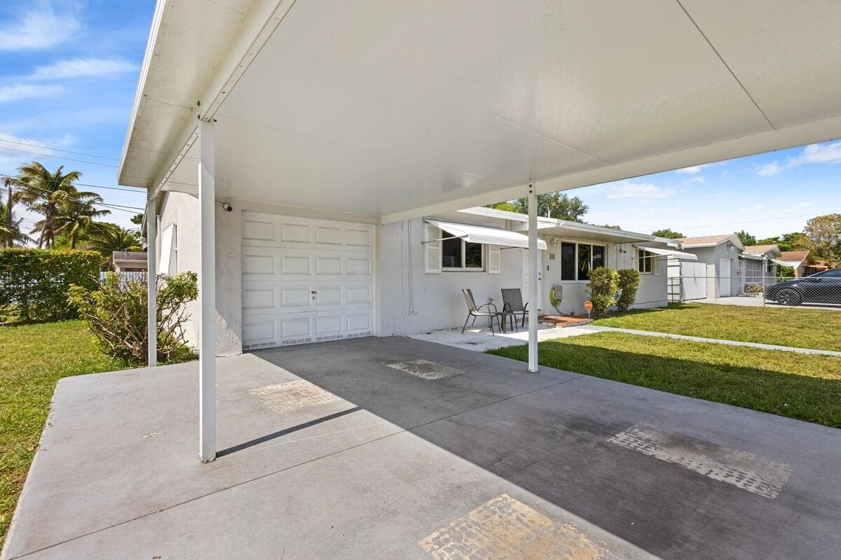 101 NE 195th Street, Miami FL 33179 — 20