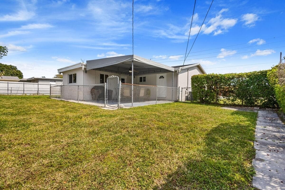 101 NE 195th Street, Miami FL 33179 — 18