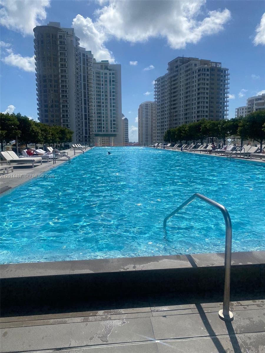 475 Brickell Ave # 5508, Miami FL 33131 — 9
