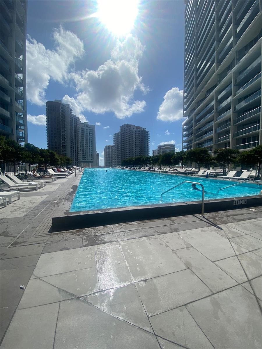 475 Brickell Ave # 5508, Miami FL 33131 — 10