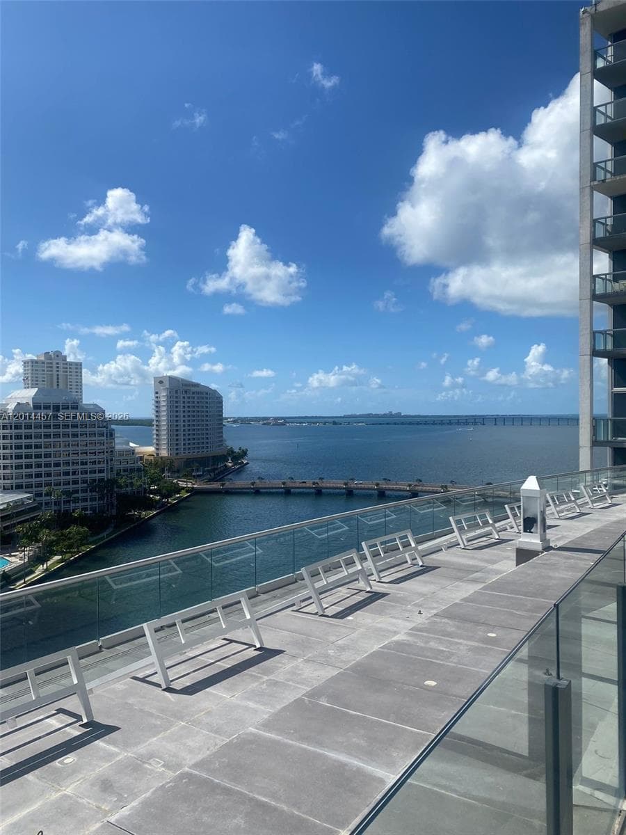 475 Brickell Ave # 5508, Miami FL 33131 — 11