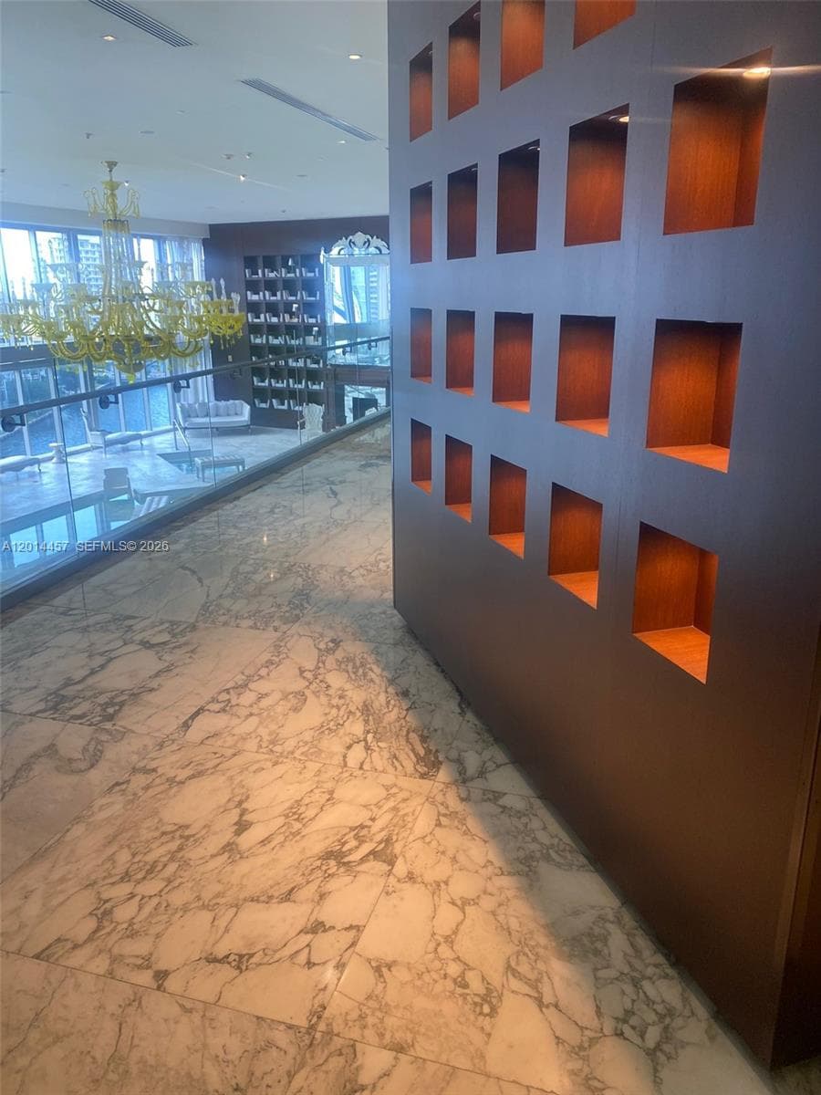 475 Brickell Ave # 5508, Miami FL 33131 — 19