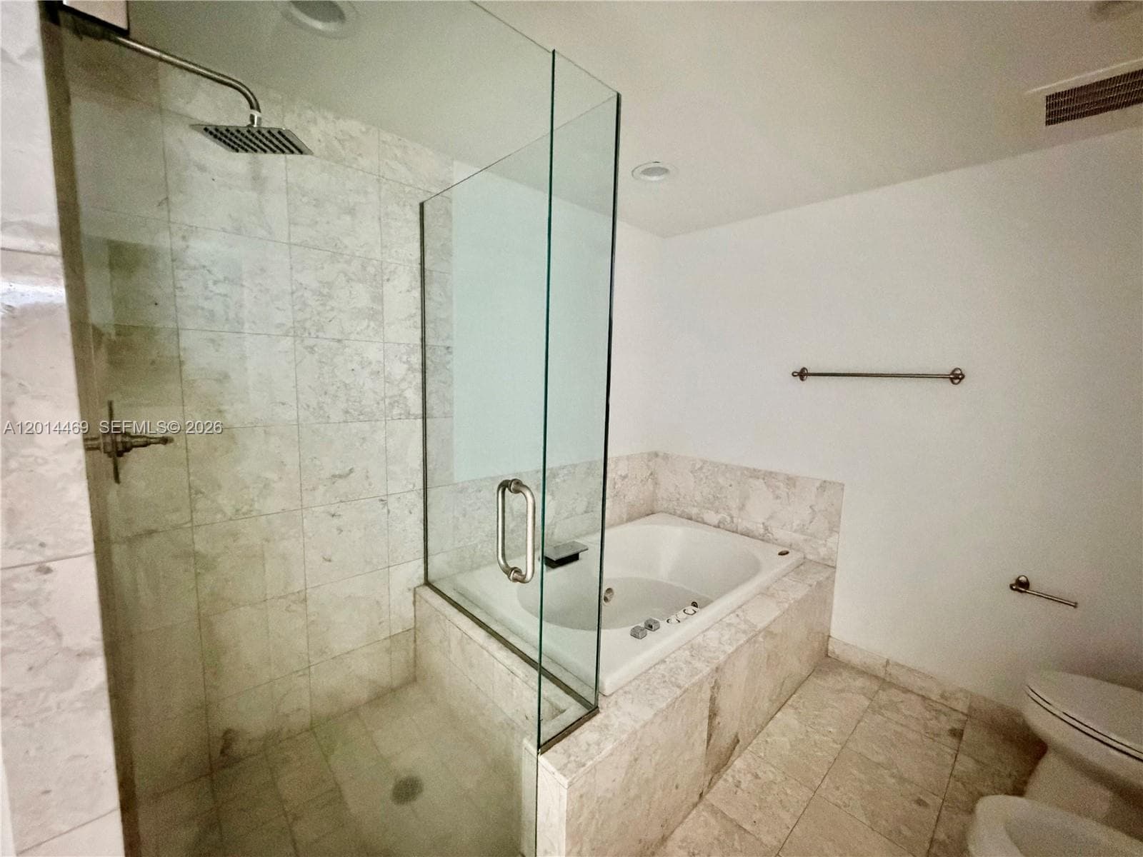 1331 Brickell Bay Dr # 1006, Miami FL 33131 — 27