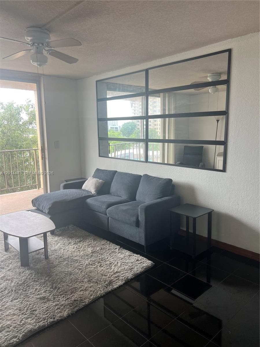 1465 NE 123rd St # 515, North Miami FL 33161 — 16