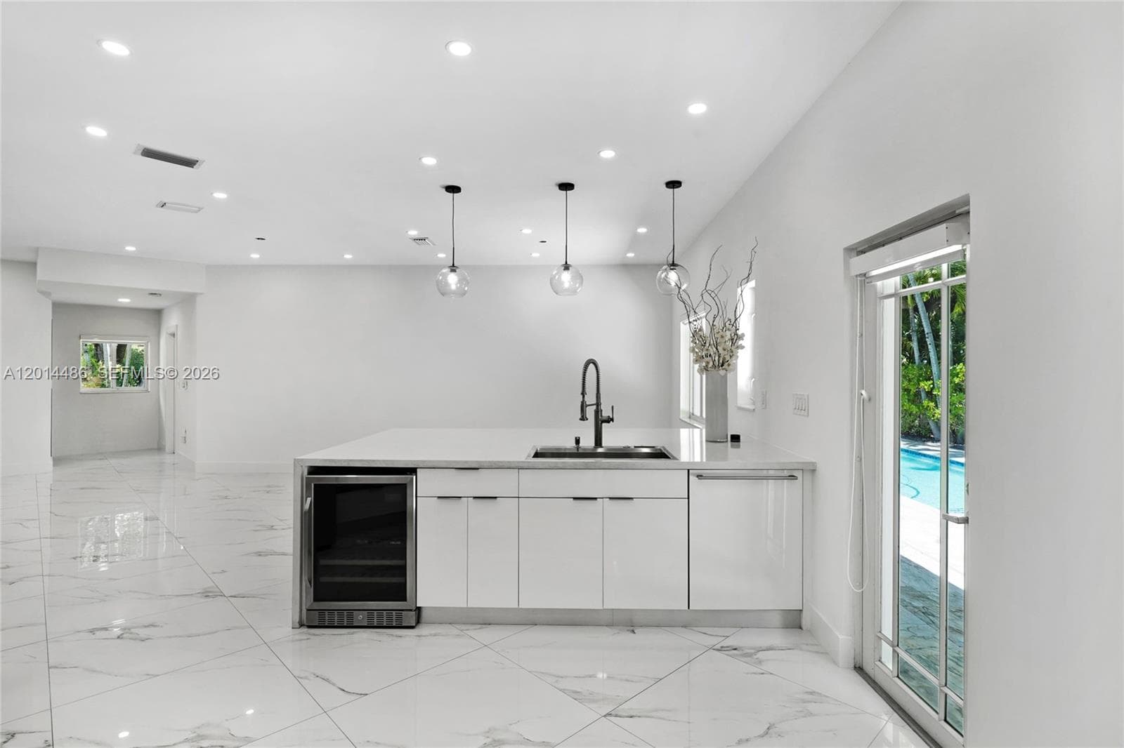 711 Sunset Dr, Coral Gables FL 33143 — 12