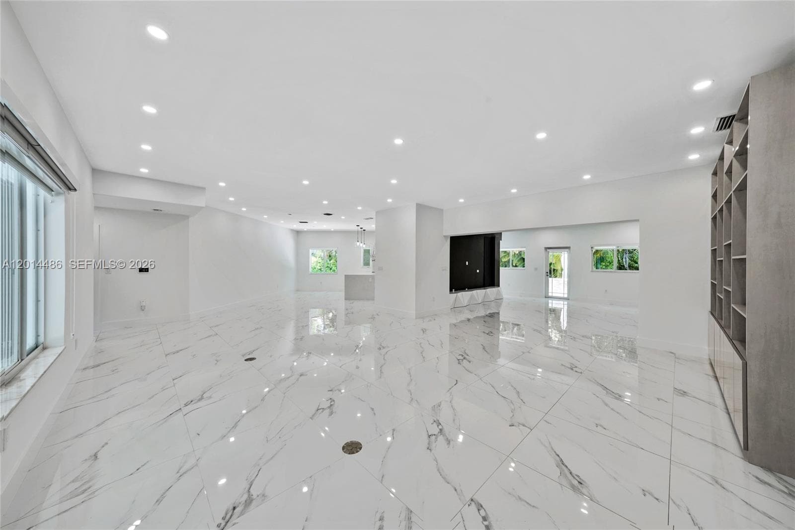 711 Sunset Dr, Coral Gables FL 33143 — 5