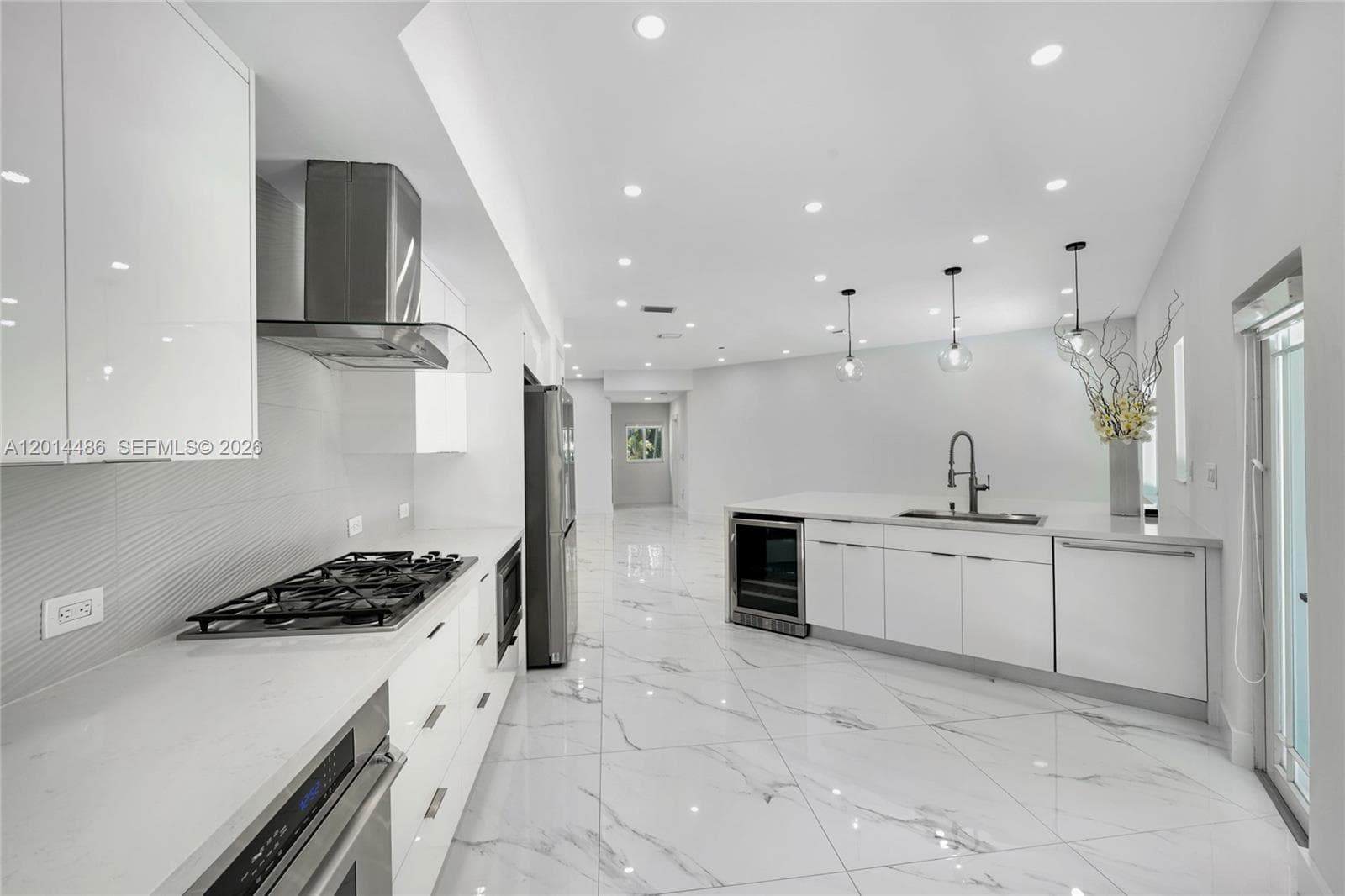 711 Sunset Dr, Coral Gables FL 33143 — 15