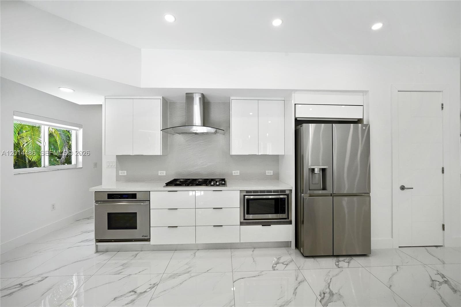 711 Sunset Dr, Coral Gables FL 33143 — 11