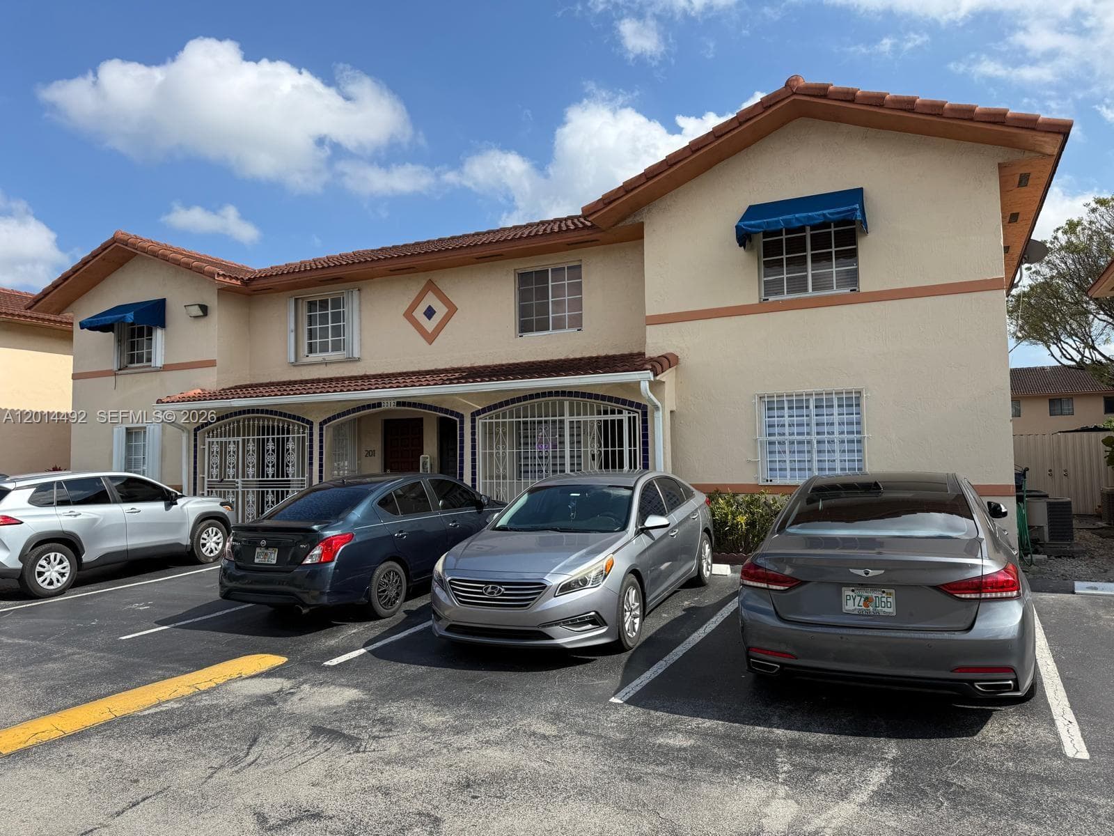 2212 W 74th St # 28, Hialeah FL 33016 — 1