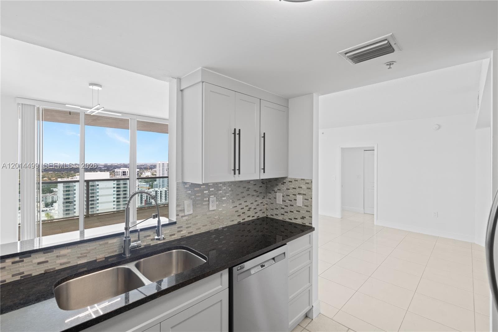 1250 S Miami Ave # 2501, Miami FL 33130 — 12