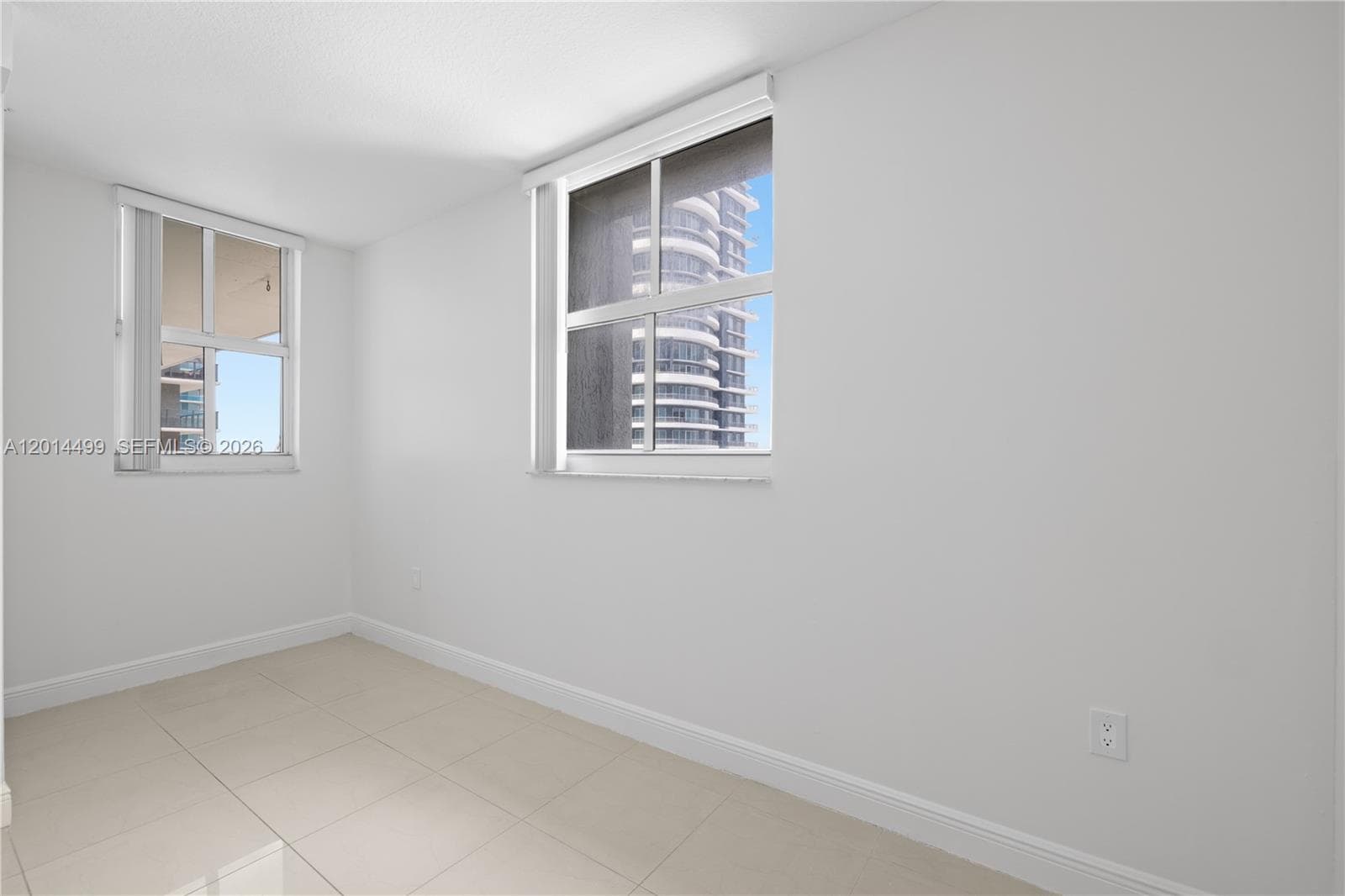 1250 S Miami Ave # 2501, Miami FL 33130 — 20