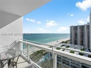 6801 Collins Ave, Miami Beach FL 33141 — 6