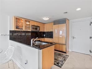 6801 Collins Ave, Miami Beach FL 33141 — 7