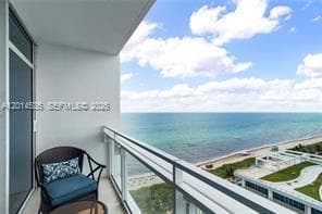 6801 Collins Ave, Miami Beach FL 33141 — 10
