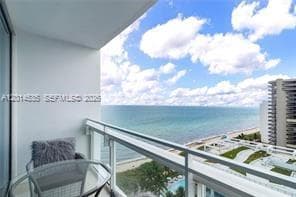 6801 Collins Ave, Miami Beach FL 33141 — 14