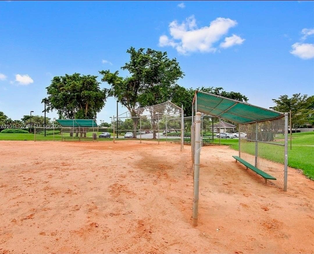 Lakes Meadow Vilg Homes C, Miami, FL — 22