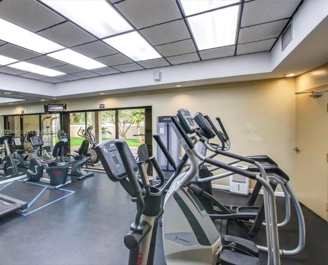 Lakes Meadow Vilg Homes C, Miami, FL — 21