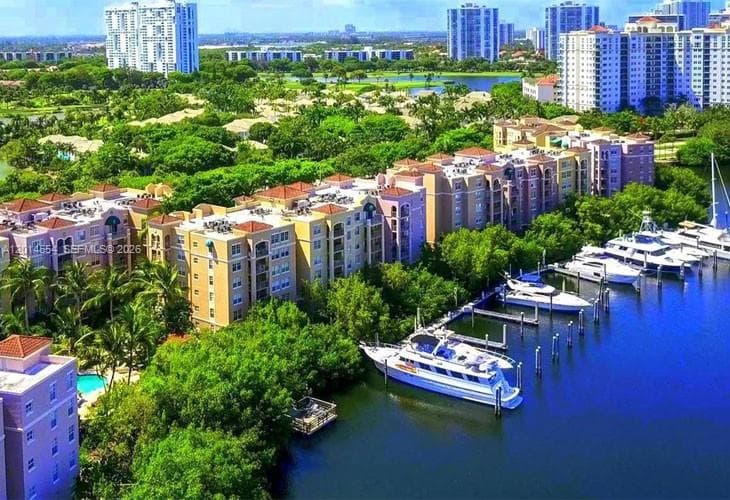 19555 E Country Club Dr # 8507, Aventura FL 33180 — 39