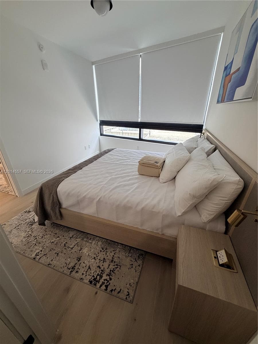 225 N Miami av # 907, Miami FL 33128 — 6