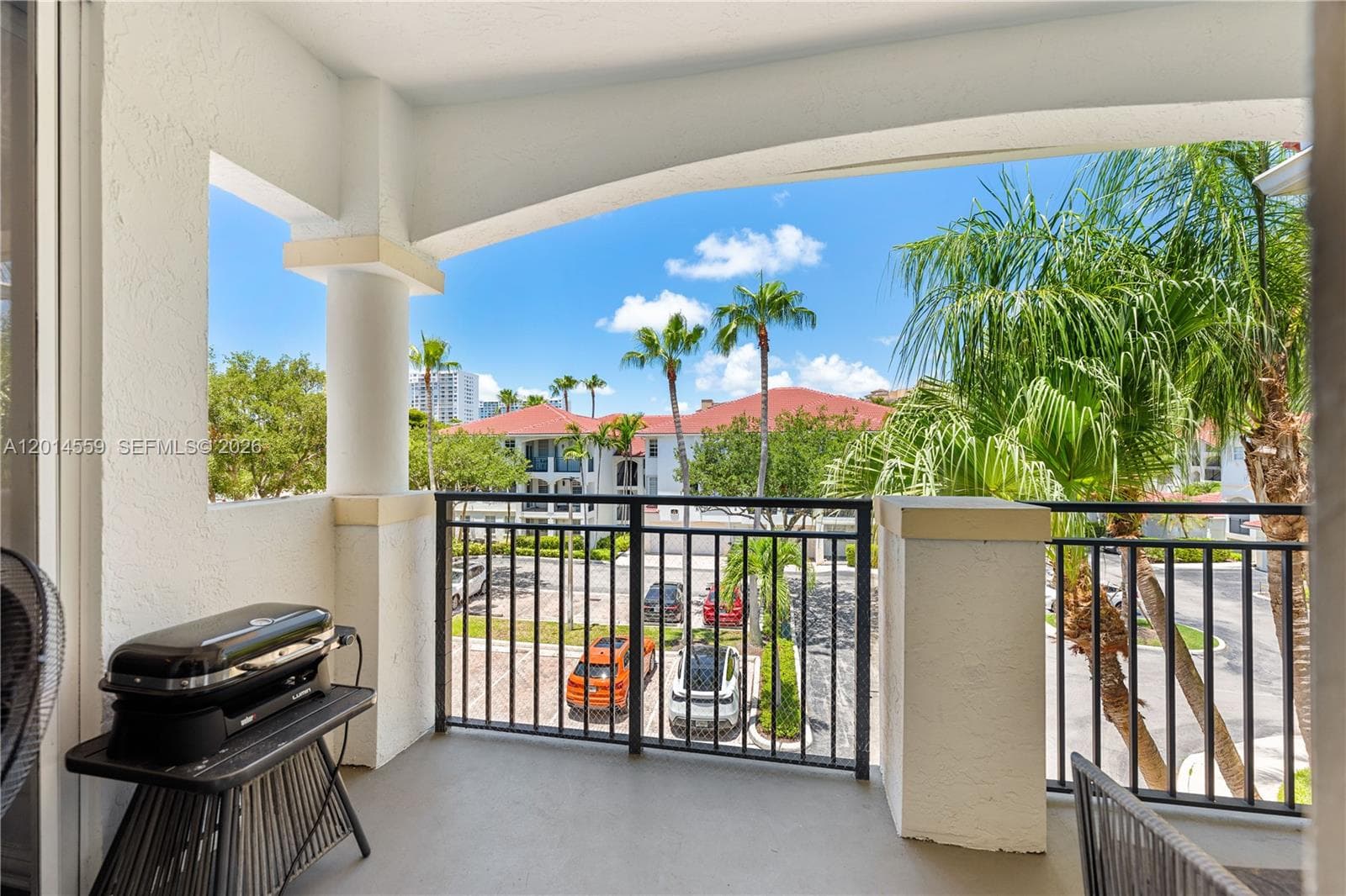 3165 NE 184th St # 6304, Aventura FL 33160 — 22
