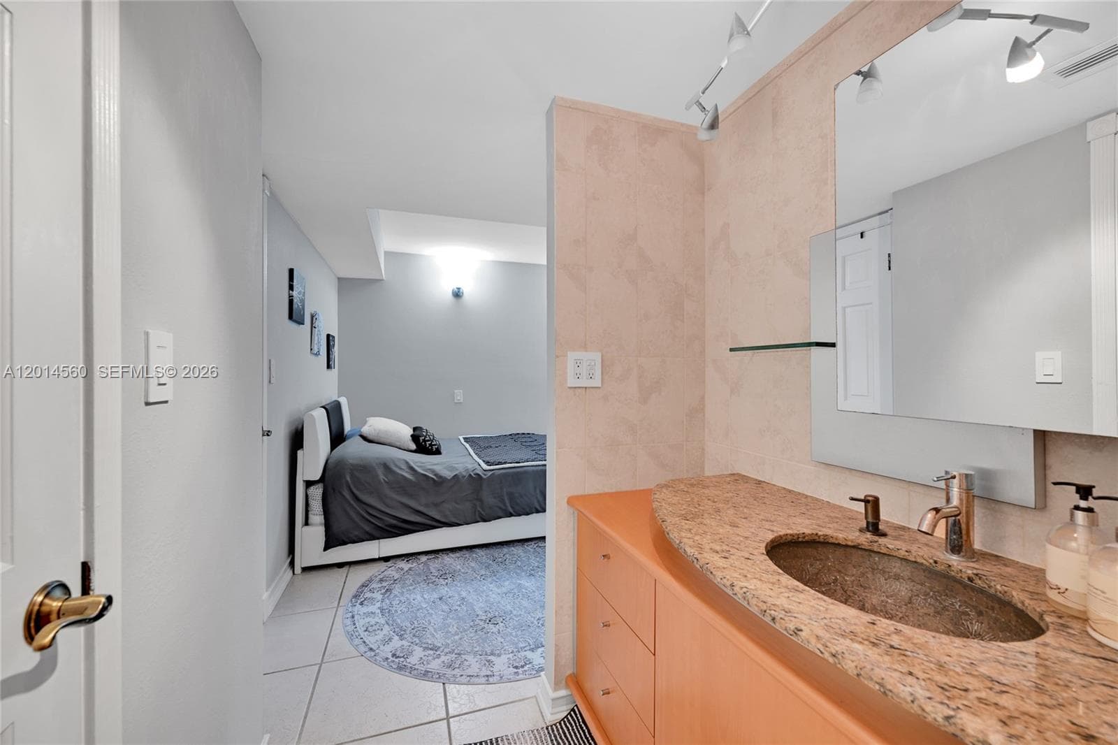 6039 Collins Ave # 621, Miami Beach FL 33140 — 3