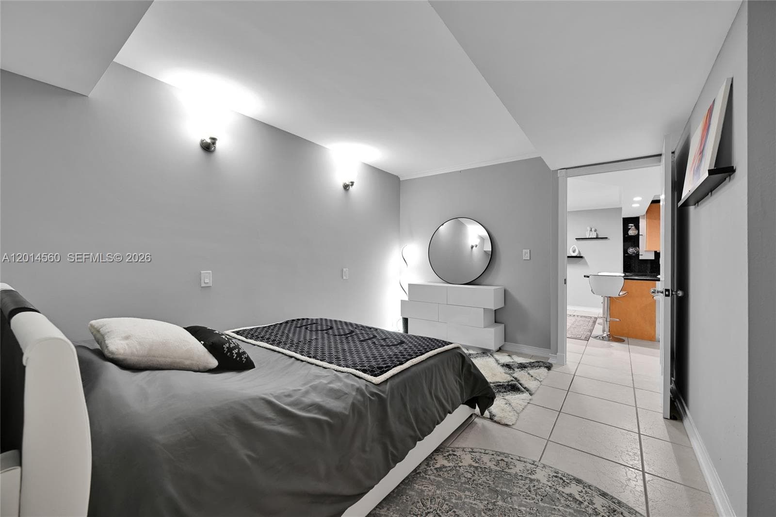 6039 Collins Ave # 621, Miami Beach FL 33140 — 18