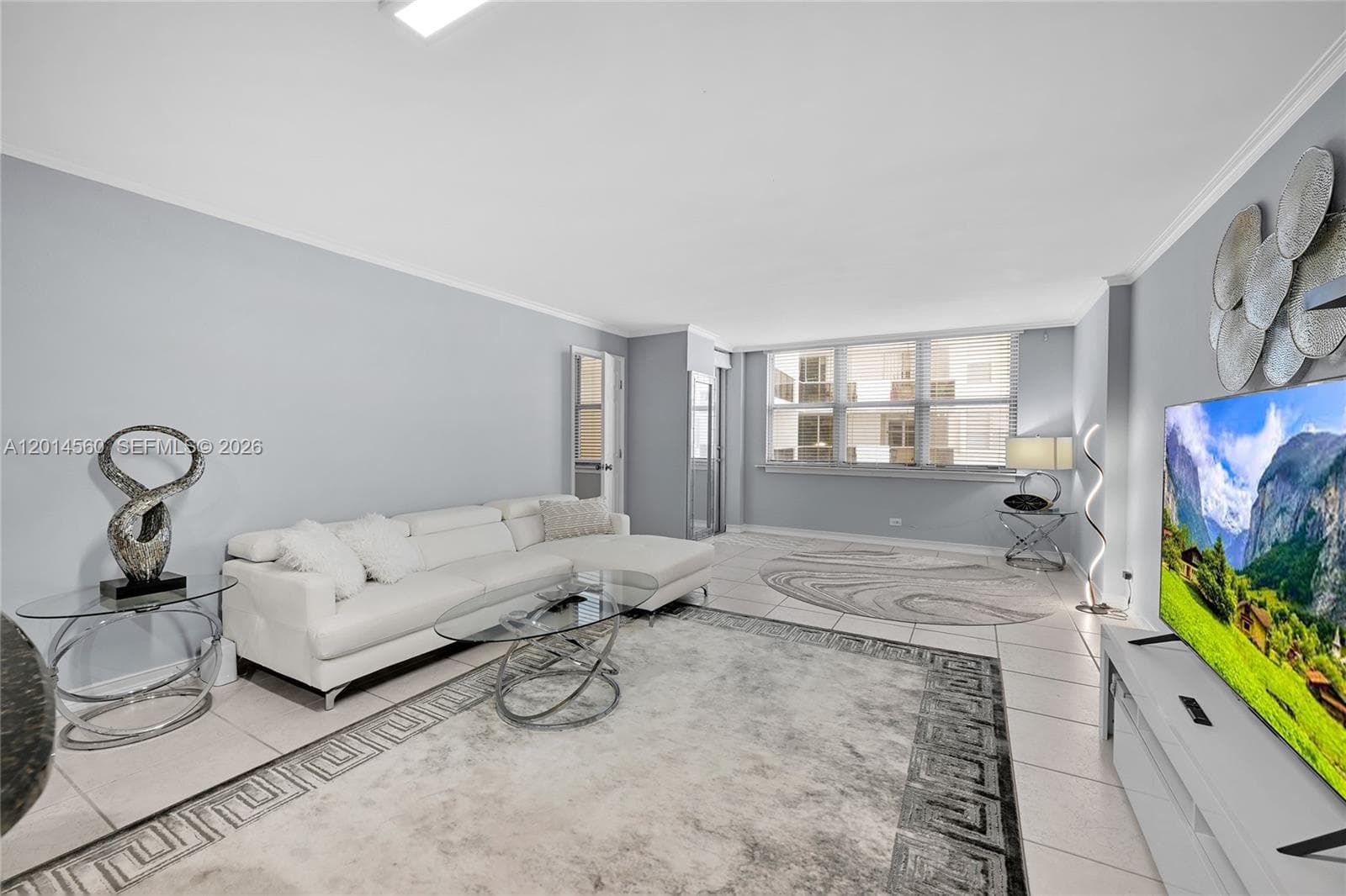 6039 Collins Ave # 621, Miami Beach FL 33140 — 8