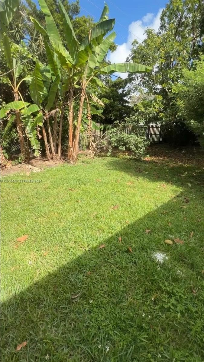 3721 SW 104th Ct, Miami FL 33165 — 4