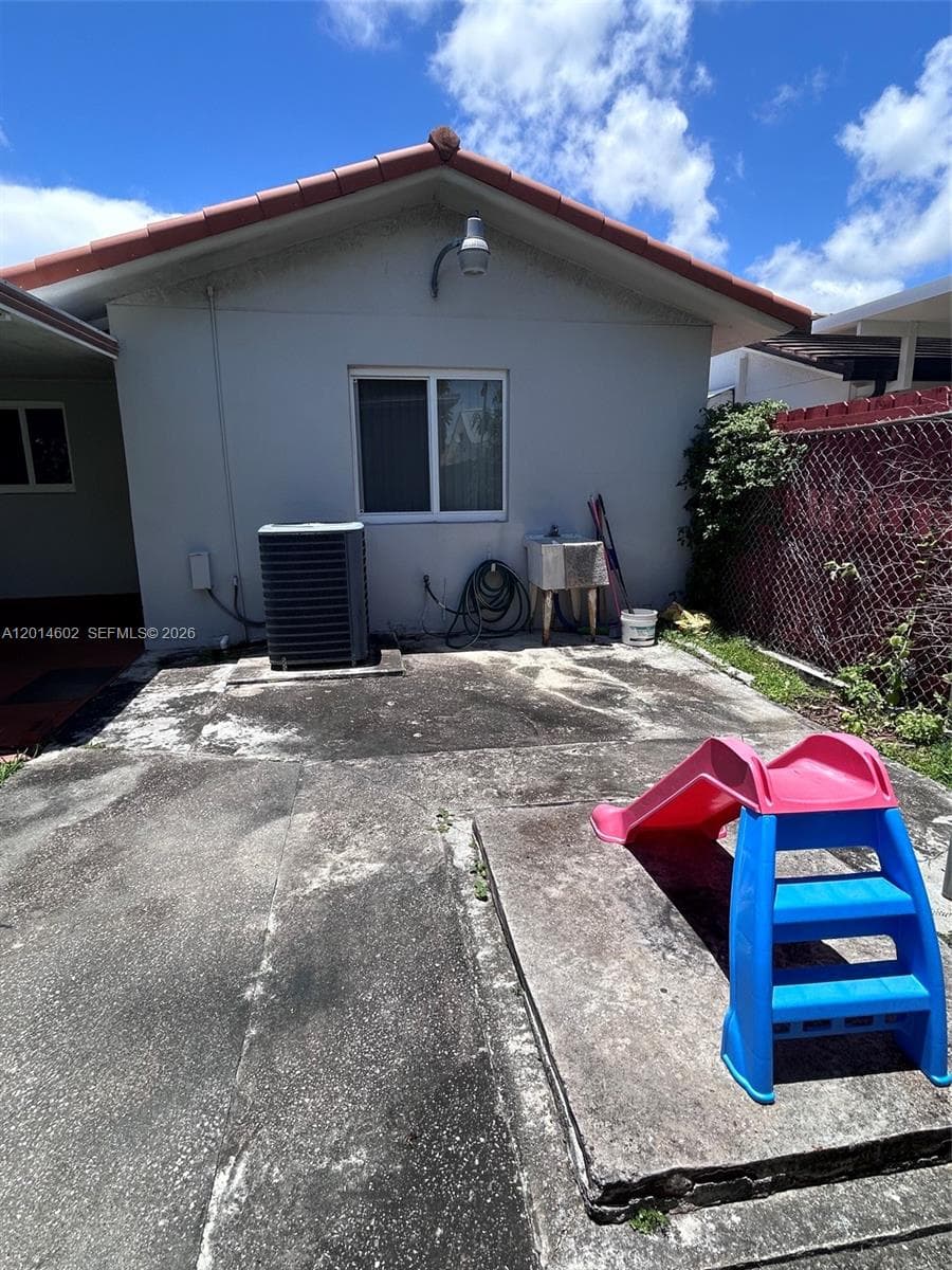 1181 SW 141st Ave, Miami FL 33184 — 49