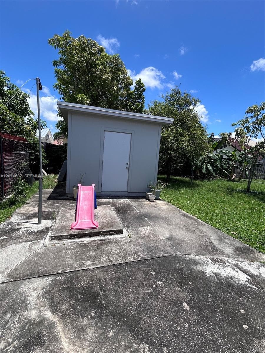 1181 SW 141st Ave, Miami FL 33184 — 50