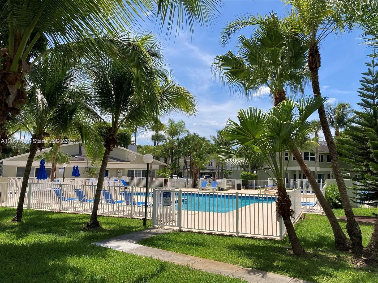17550 NW 67th Pl # 2, Hialeah FL 33015 — 2