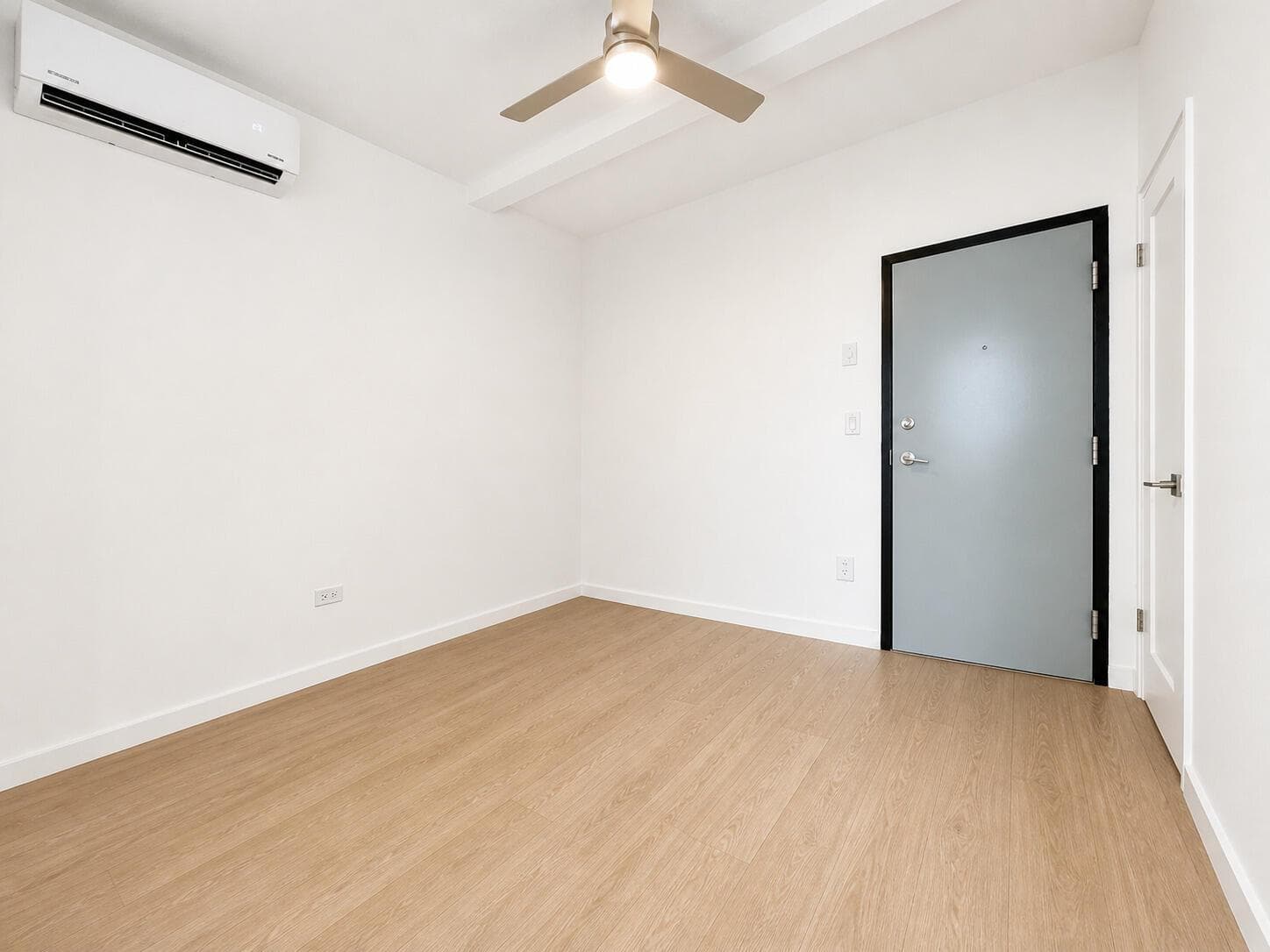 901 Collins Avenue # 209, Miami Beach FL 33139 — 2