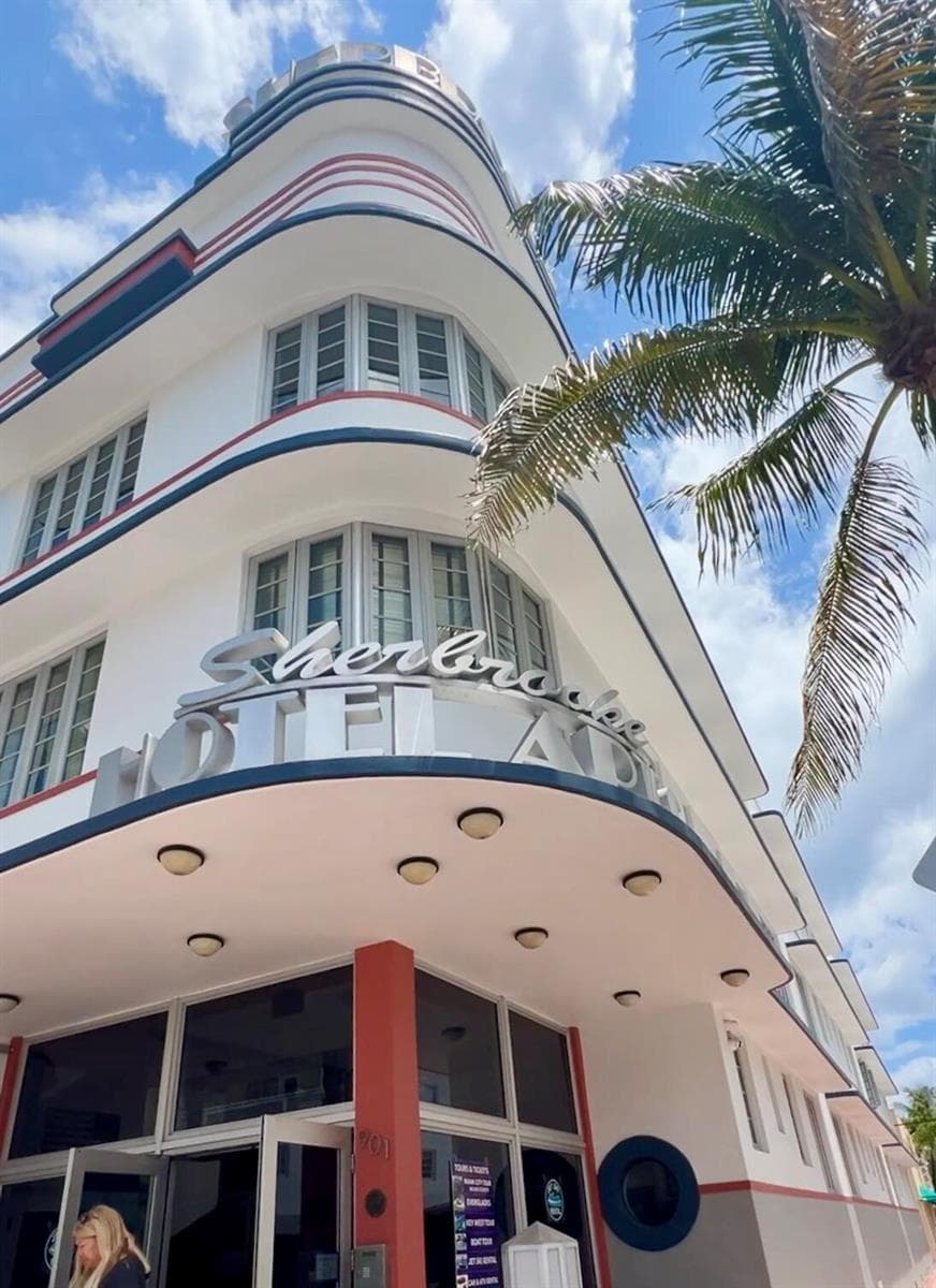 901 Collins Avenue # 209, Miami Beach FL 33139 — 25