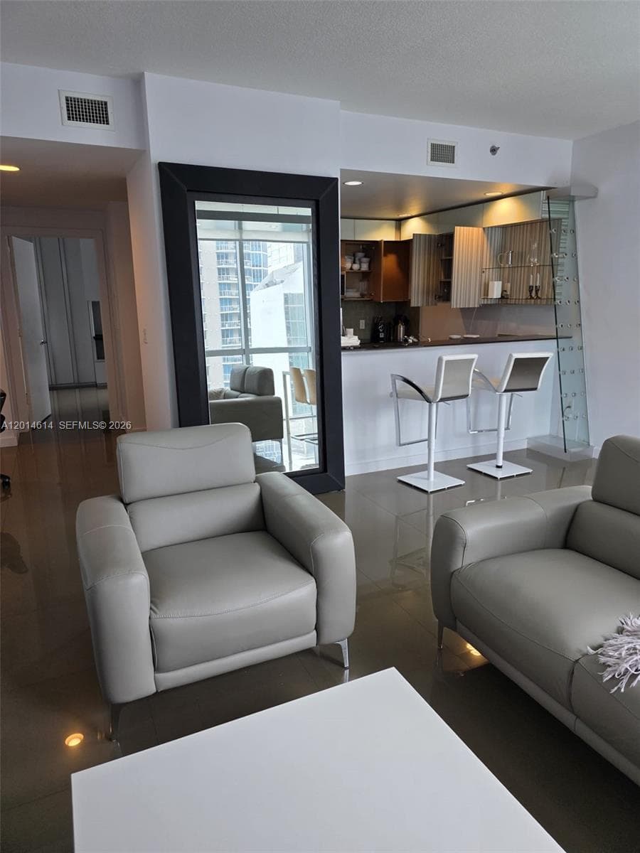 1060 Brickell Ave # 2201, Miami FL 33131 — 6