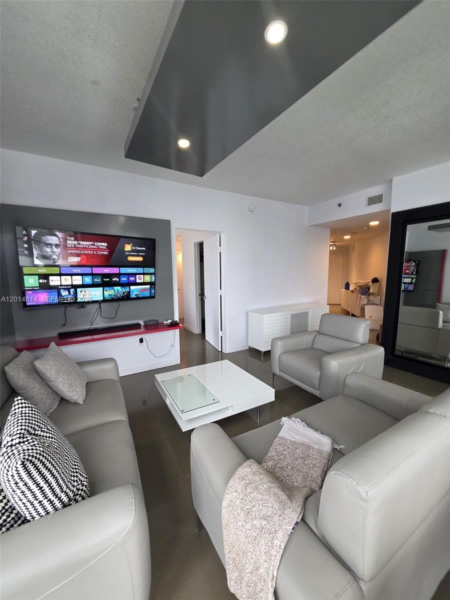 1060 Brickell Ave # 2201, Miami FL 33131 — 12